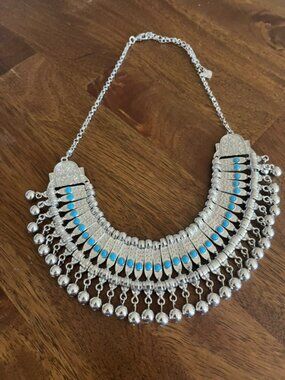ViVi Fashion Statement Necklace